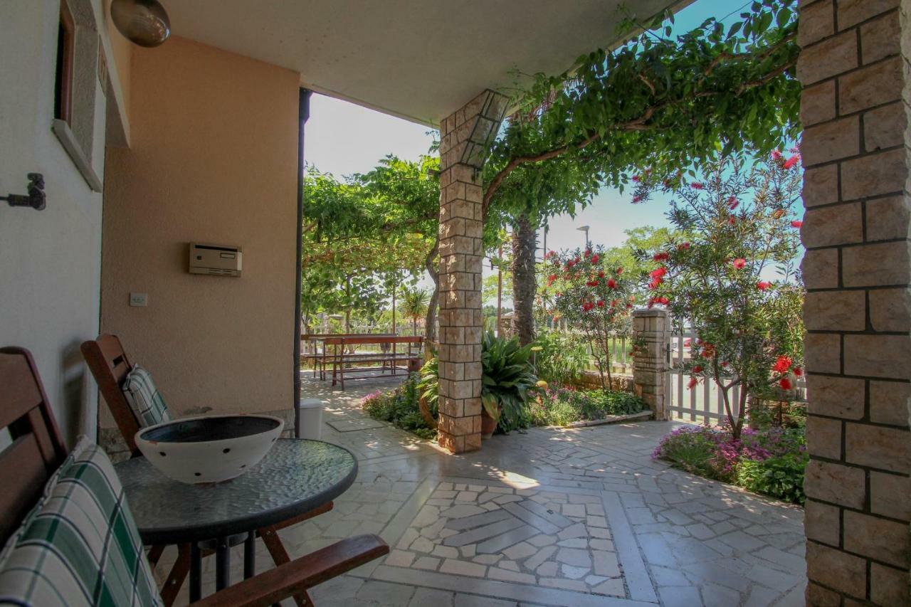 Apartment Sanja Novigrad  Luaran gambar